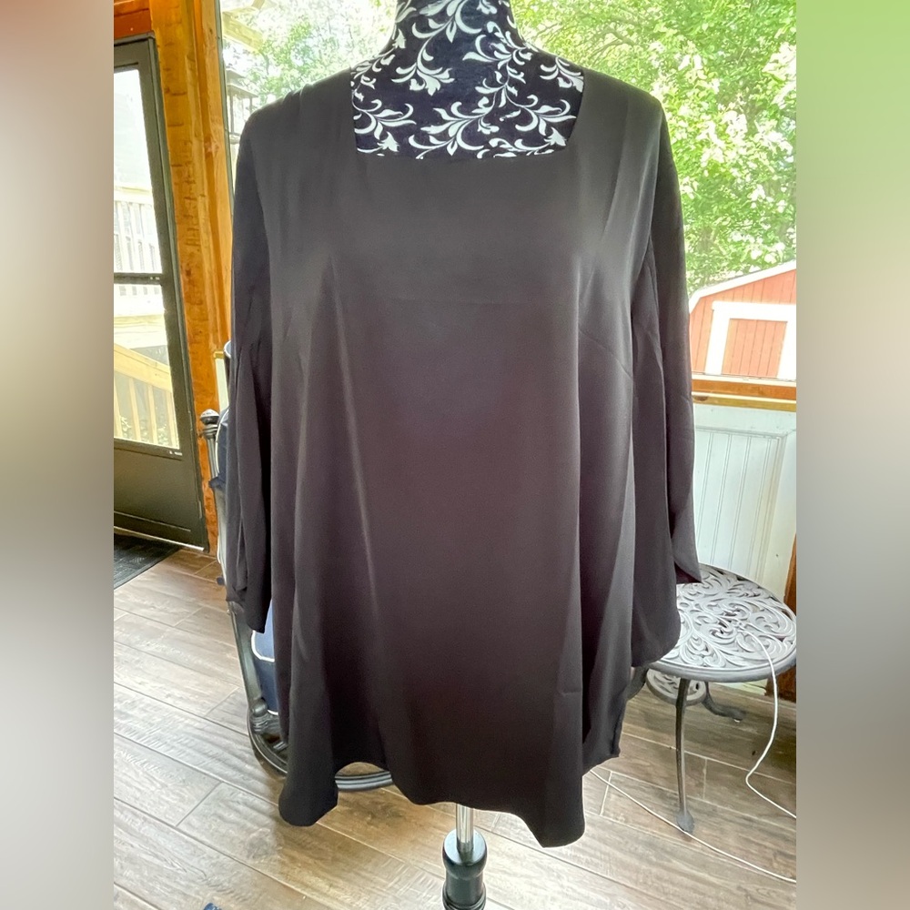 NWT Taohuadao Chic Black Square Neck Women's Top